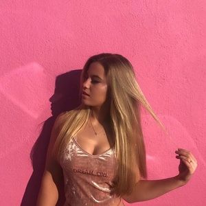 Meet your Posher, Nicole